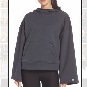 Alo wide sleeve hoodie